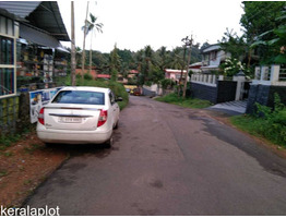 10 1/2 cent  land and 2 shops are sale at parackal,alappuzha