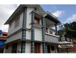 Beautifully designed 4 BHK with 7.5 cent for Sale in Mananthavady….