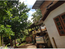 3300 Sq Ft Beautiful house for sale at heat of Pallikunnu town, Kannur.