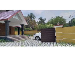 21 CENTS OF LAND AND 5 BHK HOUSE FOR SALE AT ATOOR, THRISSUR.