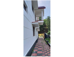 21 CENTS OF LAND AND 5 BHK HOUSE FOR SALE AT ATOOR, THRISSUR.