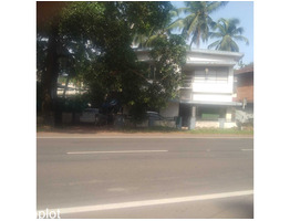 land with house sale at Pappinisseri ,Kannur