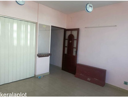 എറണാകുളം  ജില്ലയിൽ കടവന്ത്ര ജംഗ്ഷനിൽ 455 Sqft Commercial Office Space വാടകയ്ക്ക്