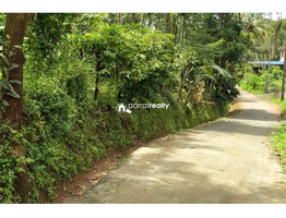 1 acre land for sale near Padinjarathara @ 50000 /cent....