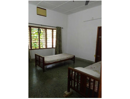 35 cent land with 4500 sqft house for rent at Udayamperoor junction, Eranakulam