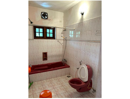 26 cent plot villa for rent near Vytila Ernakulam