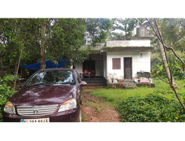 5.5 cent land with House sale near by kiliroor devi temple