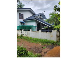 12 Cent Land With 2500 Sqft Two Story House for sale near by  kavanoor Town