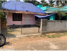 5 Cent Residential Land With Old House For  Sale Near By Elthuruth,Nirmal st