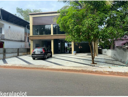 Commercial Building for rent  at heart of changanassery town