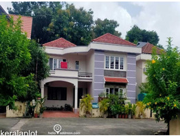 5.26 Cent Land With 2000 Sqft Villa Sale Near Vazhakala Junction