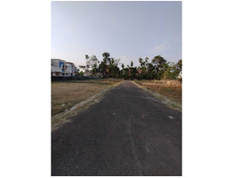 3.16 cent,4.27 cent,4.73 cent land for sale near by irumpanam