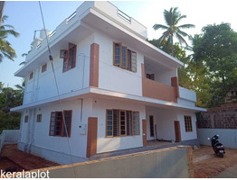 5 House For Sale Near by mattannur,athukoth road