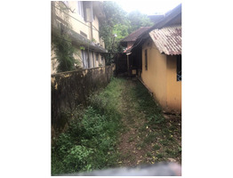 4 Cent Land and old House for sale