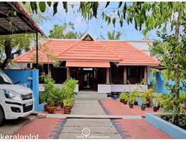 16.25 Cent Land With 2300 Sqft House For Sale Vavvakavu, Muram Junction