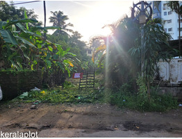 10.75 cent House Plots For Sale at Thevara,Perumanoor