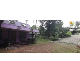 16.5 Cent Land With old house for Sale