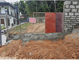 7 Cent Land For Sale Poojapura junction