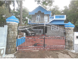 10 Cent Land With 1000 Sqft House For Sale near by Varode Junction