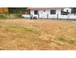 8 cent Square plot For Sale at muzhuveli