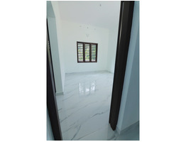 6 cent land with 1100 Sqft Villa for sale