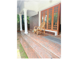 COMMERCIAL HOUSE FOR SALE