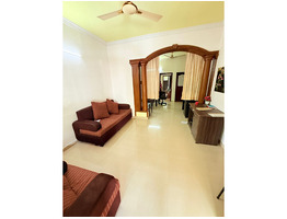 COMMERCIAL HOUSE FOR SALE