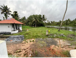 11 cent Land for sale near Mulamthuruthy-Poothotta