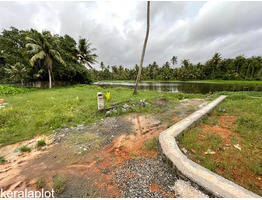 11 cent Land for sale near Mulamthuruthy-Poothotta