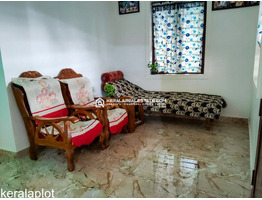 9.5 Cent land with 1350 Sqft House For sale near Madathumpady