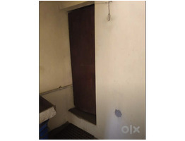 Commercial building for sale