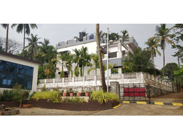 1800 sqft twin stories house for sale at Painkulam near Shoranur